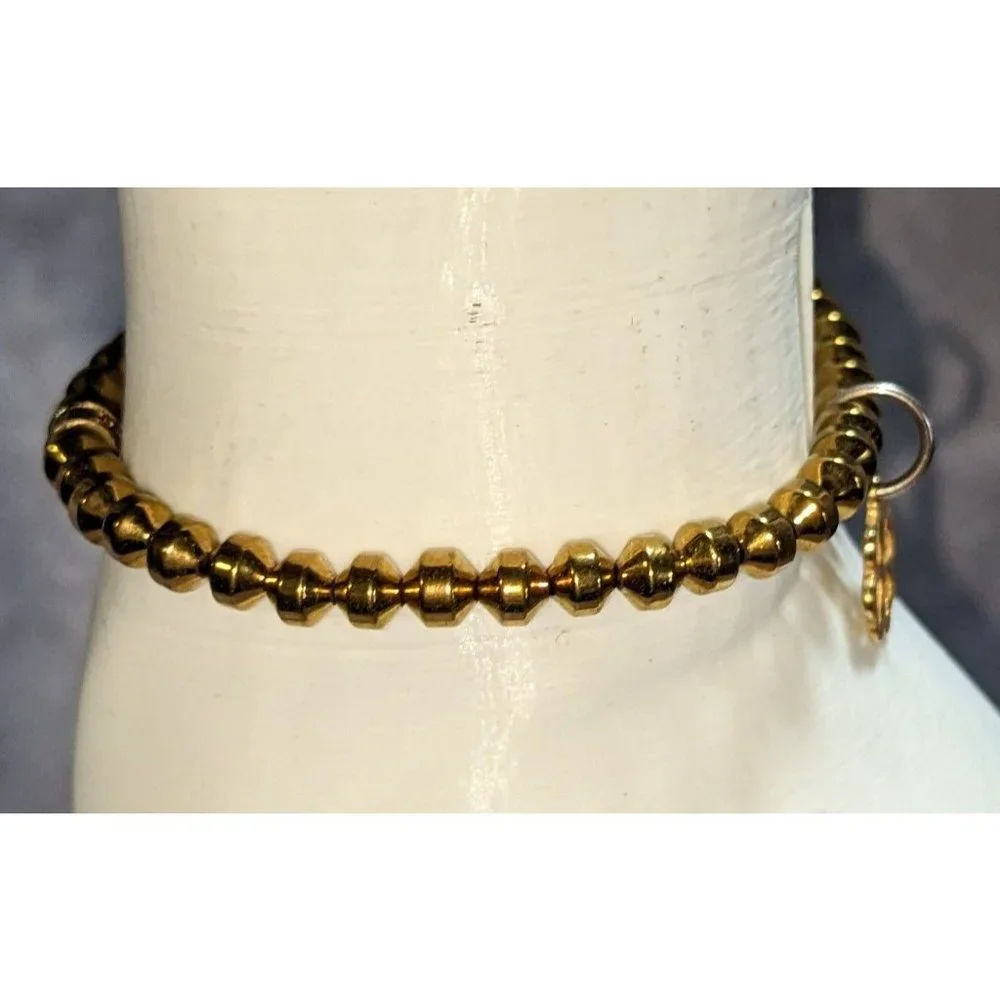 Chavez For Charity Gold Stretch Shamrock Bracelet - Picture 4 of 6